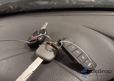 2009 Honda Accord 2.4 Ex-L из США, поврежденный, VIN 1HGCP26899A034190